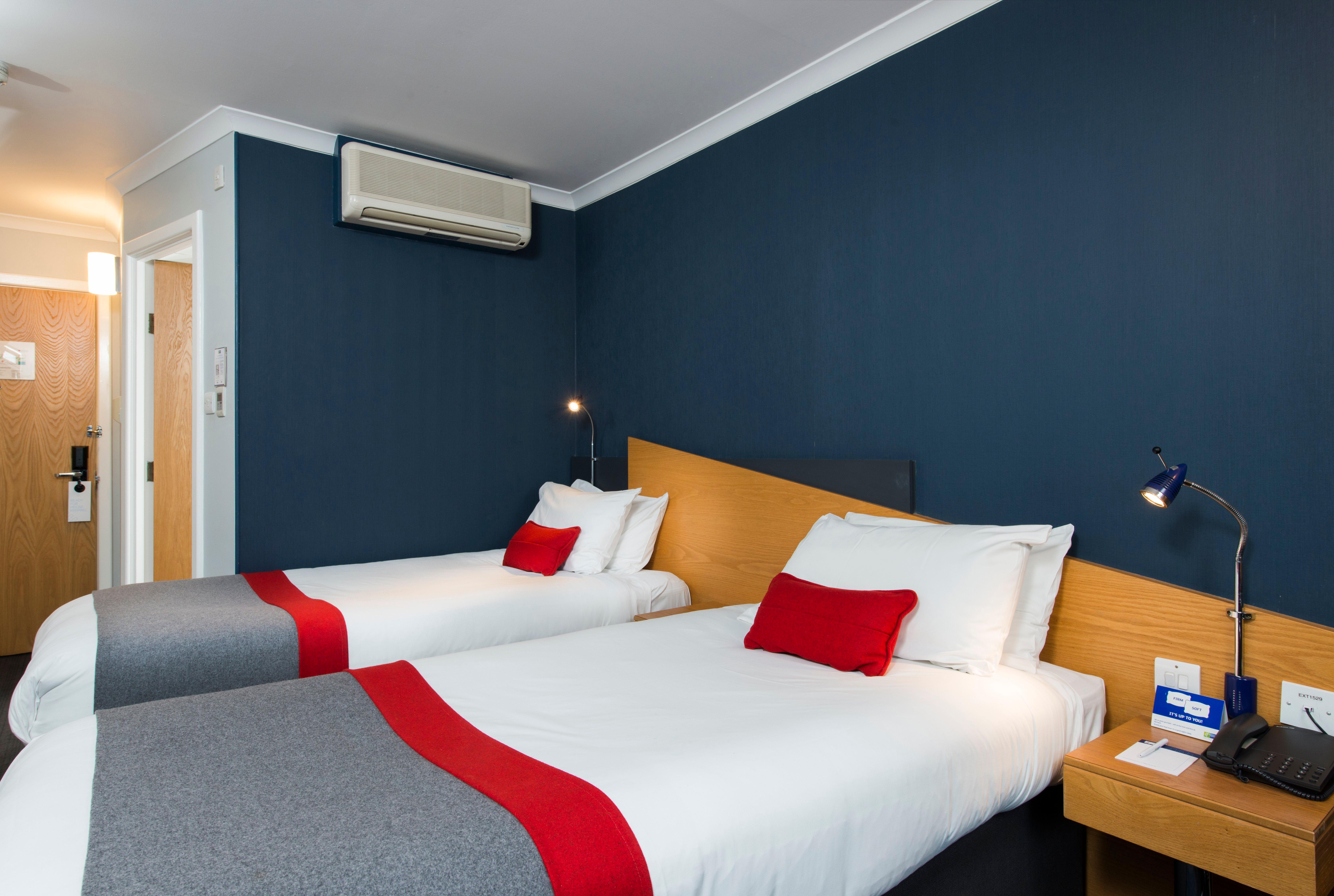 Holiday Inn Express Derby Pride Park By Ihg Экстерьер фото