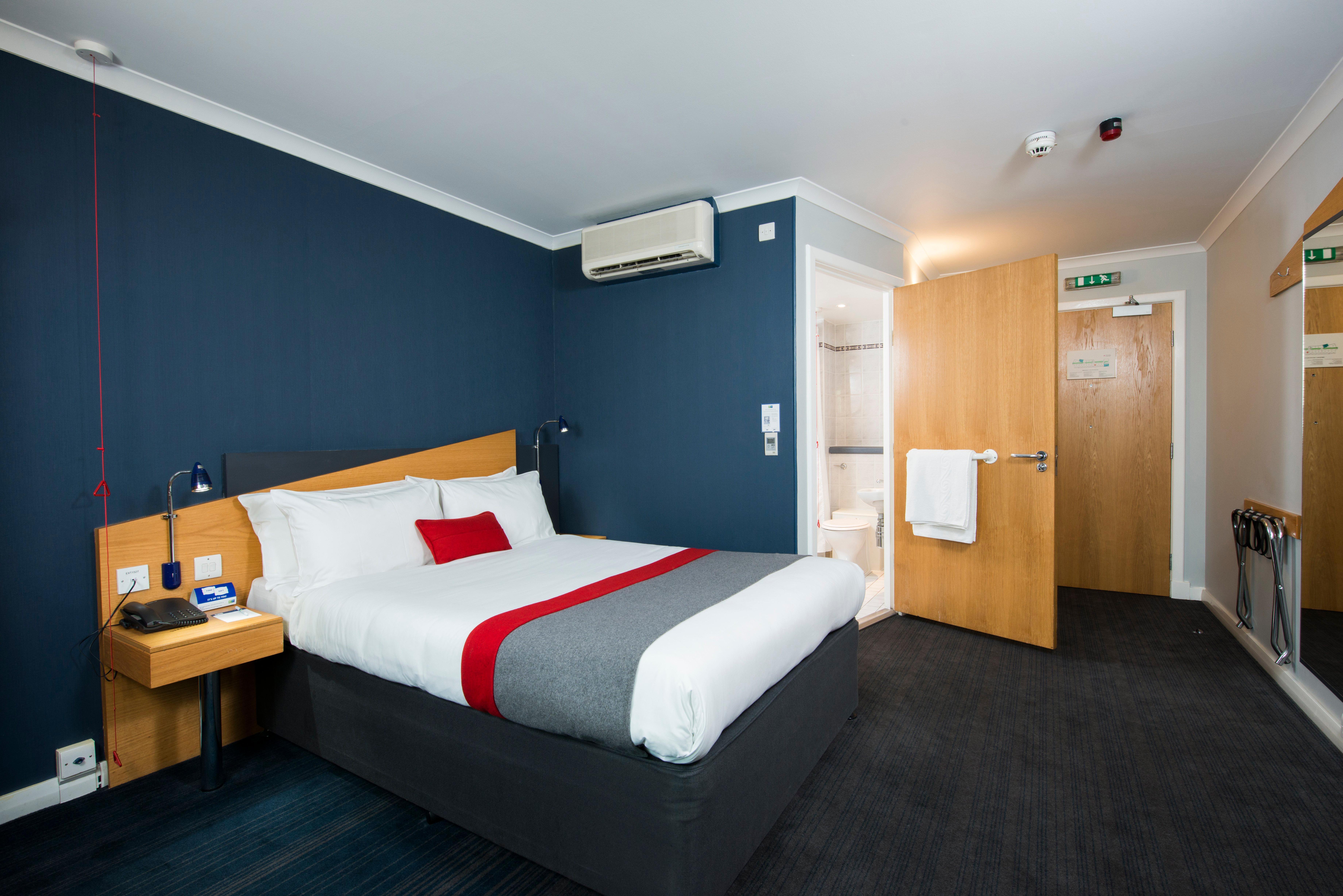 Holiday Inn Express Derby Pride Park By Ihg Экстерьер фото