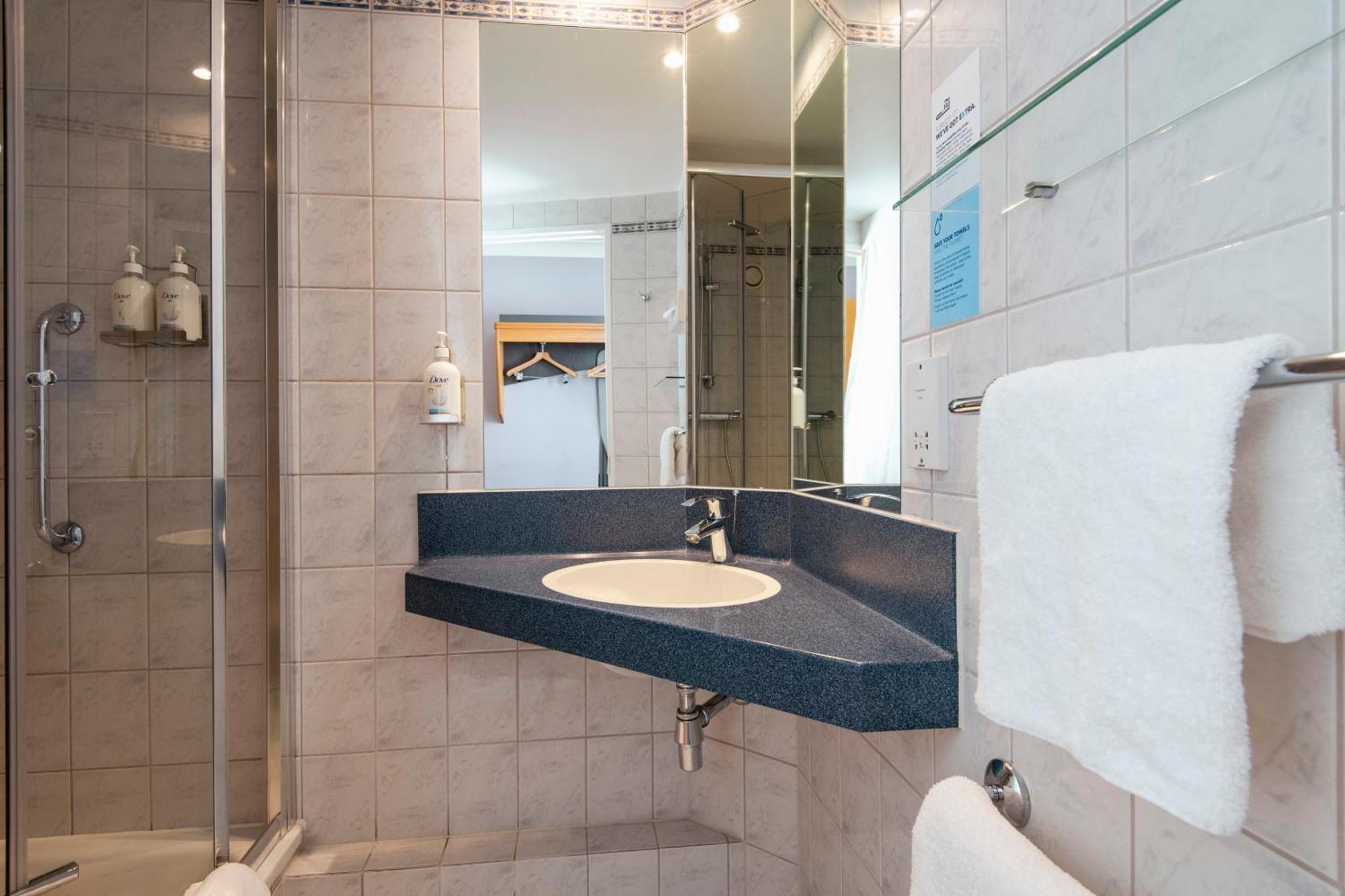 Holiday Inn Express Derby Pride Park By Ihg Экстерьер фото