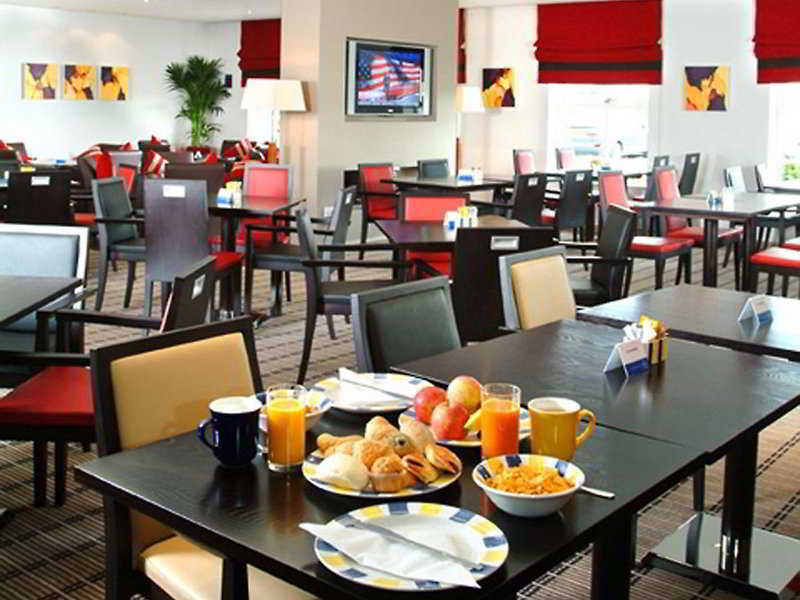 Holiday Inn Express Derby Pride Park By Ihg Экстерьер фото